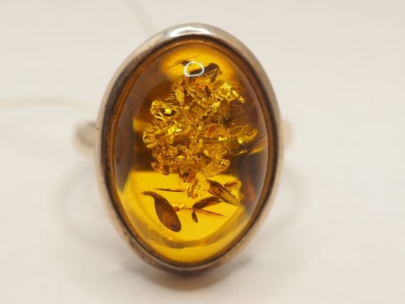 Серебряное кольцо с Янтарём - 204