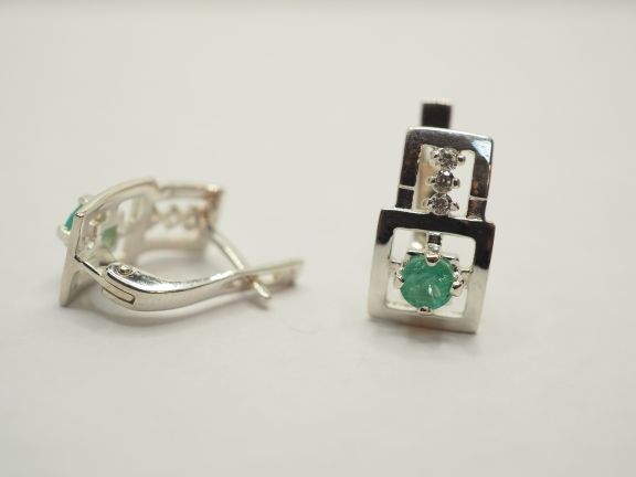 Серьги из серебра с натуральными изумрудами - 88